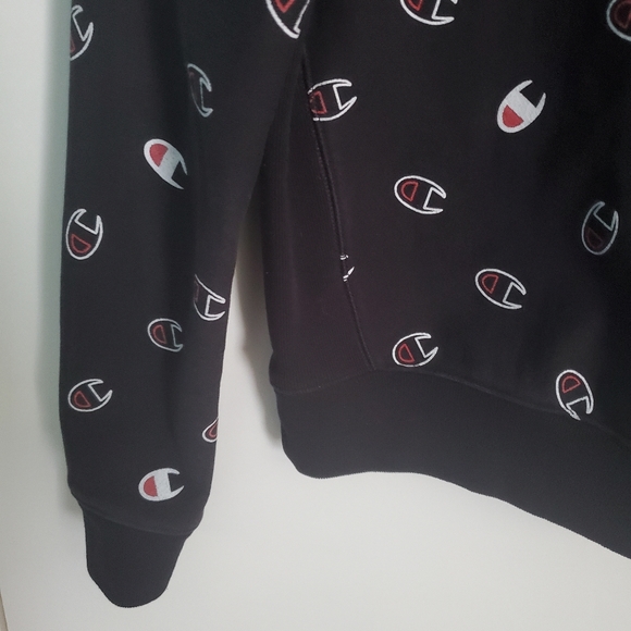 Champion Reverse Weave black sweatshirt with allover logo design, size S - Picture 7 of 11